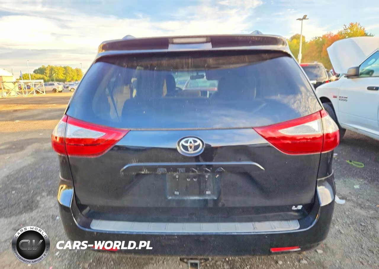 2017 Toyota Sienna Le VIN:5TDKZ3DCXHS816680 - 6