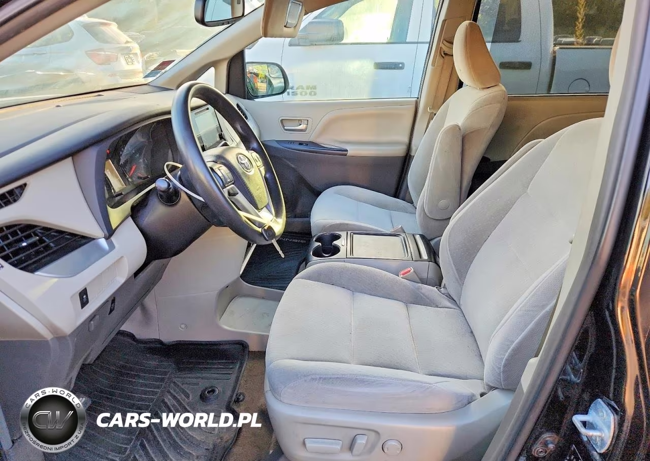 2017 Toyota Sienna Le VIN:5TDKZ3DCXHS816680 - 7