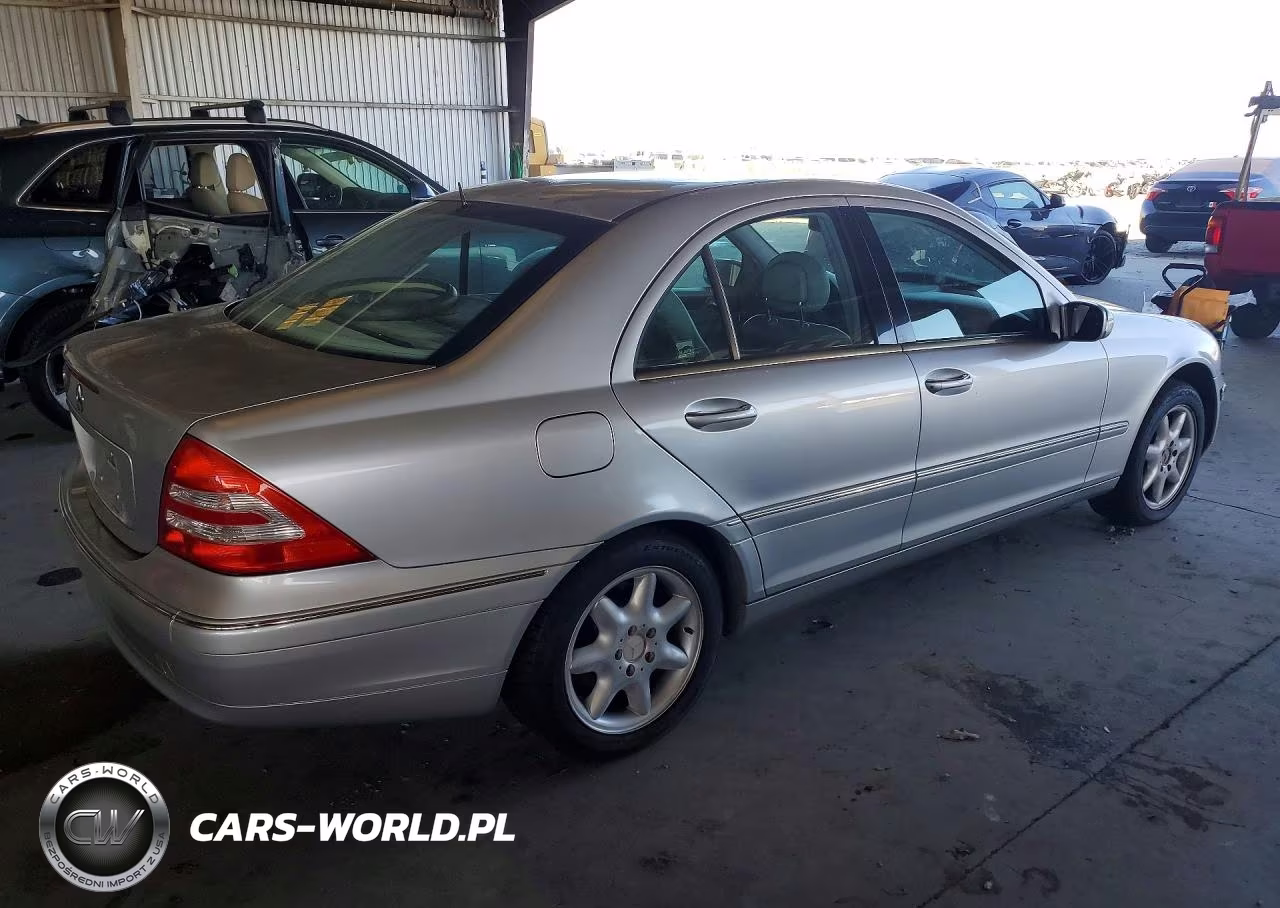 2001 Mercedes-Benz C 320 VIN:WDBRF64J81F093049 - 3