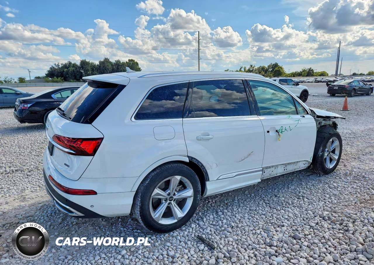 2022 Audi Q7 Premium VIN:WA1AJBF72ND003042 - 3