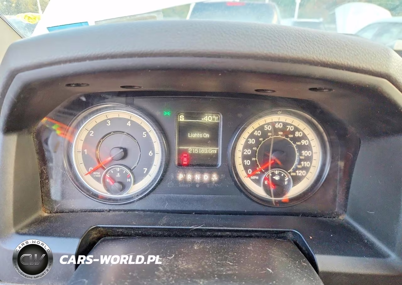 2016 Ram 1500 St VIN:3C6RR7KT6GG271204 - 9