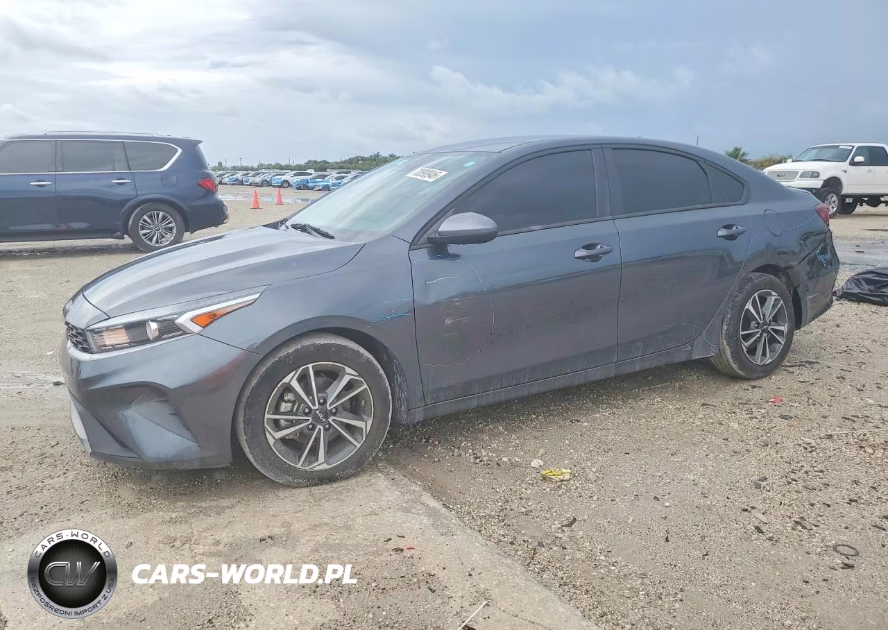 2023 Kia Forte Lxs VIN:3KPF24AD9PE581156 - 1