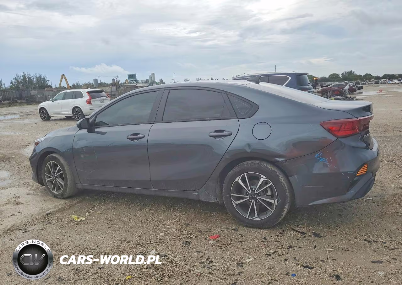 2023 Kia Forte Lxs VIN:3KPF24AD9PE581156 - 2