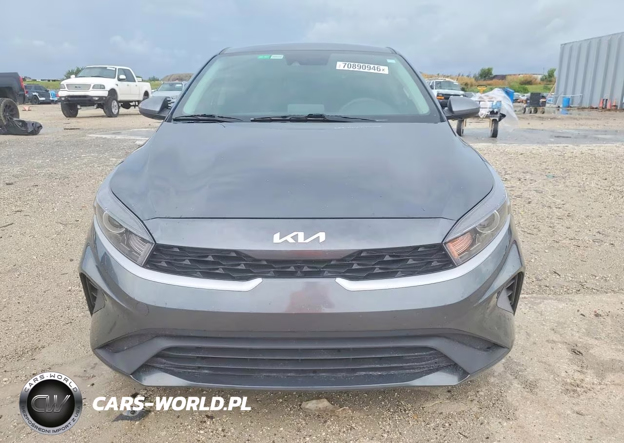 2023 Kia Forte Lxs VIN:3KPF24AD9PE581156 - 5