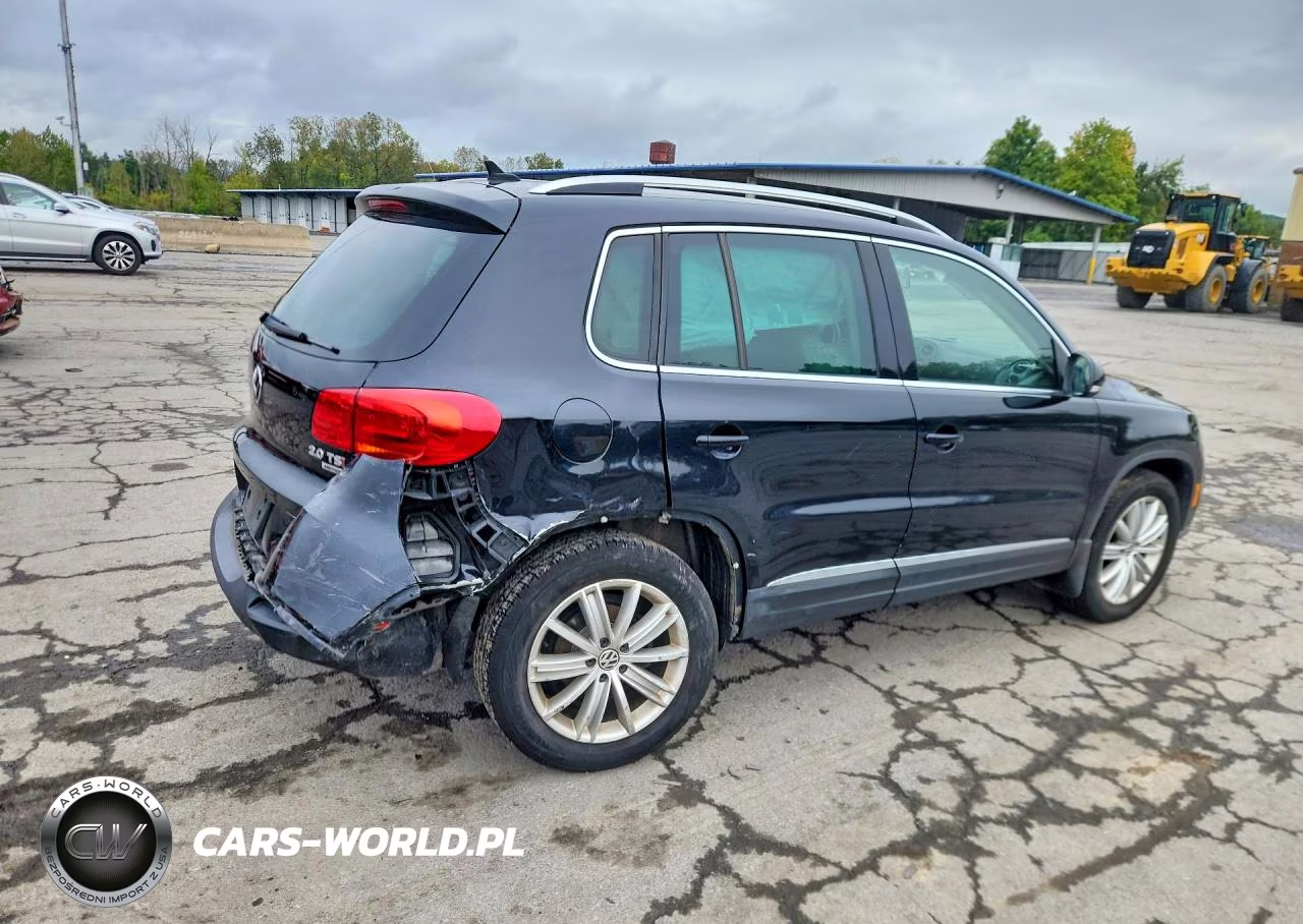 2014 Volkswagen Tiguan S VIN:WVGBV3AXXEW525008 - 3