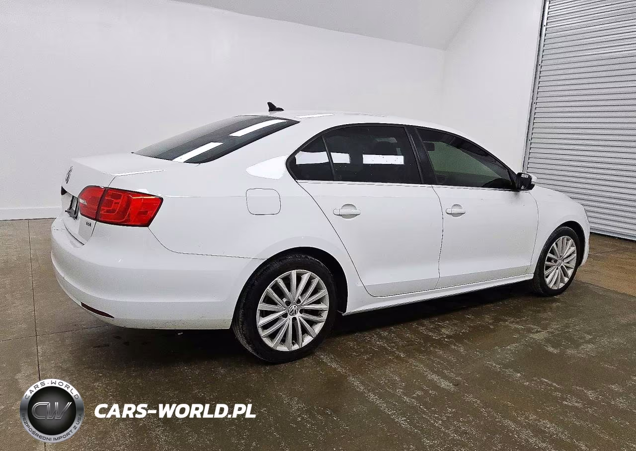 2014 Volkswagen Jetta Tdi VIN:3VWLL7AJ5EM332294 - 3
