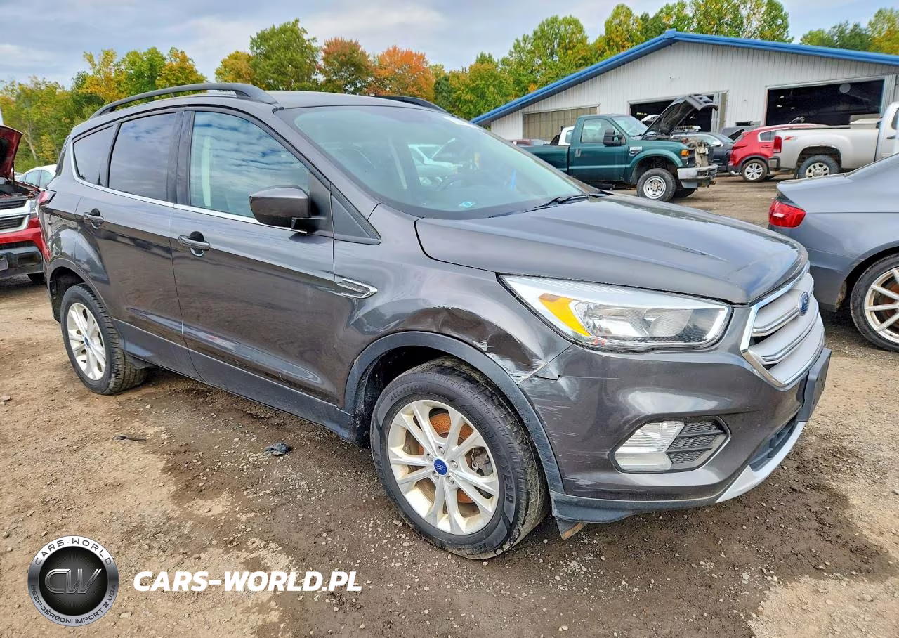 2018 Ford Escape Se VIN:1FMCU9GD7JUA70065 - 4