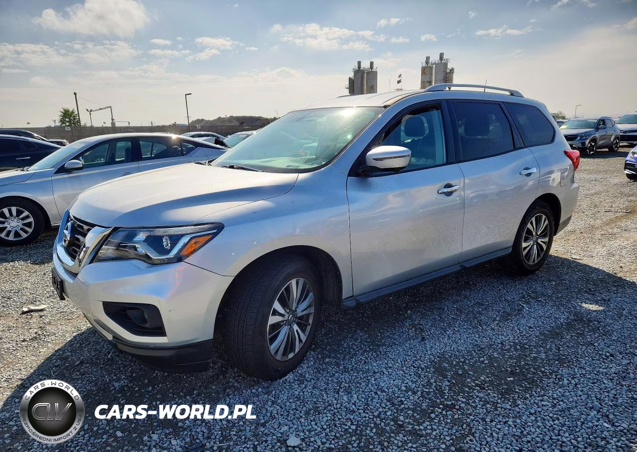 2017 Nissan Pathfinder Sl