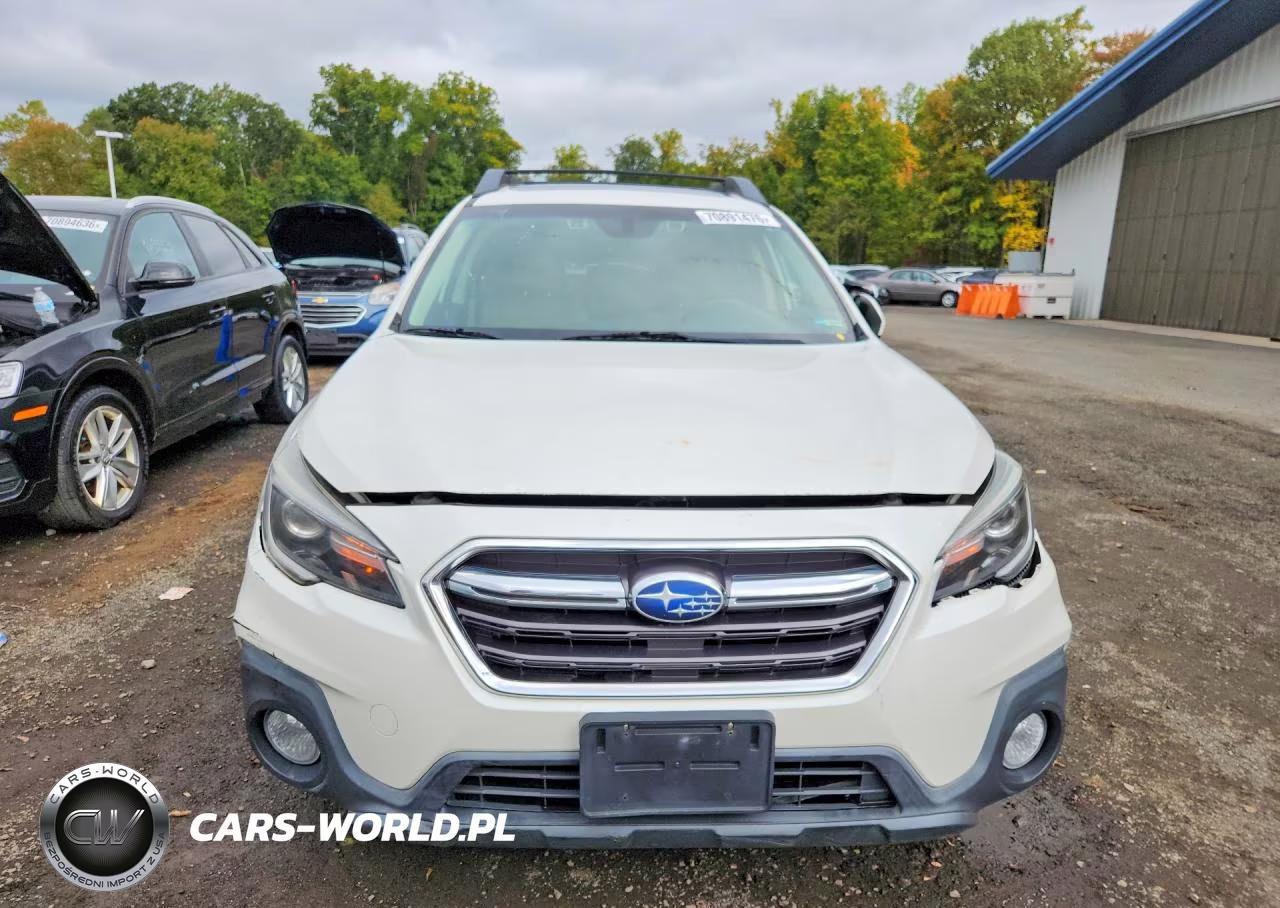 2018 Subaru Outback 3.6R Limited VIN:4S4BSENC6J3344270 - 5