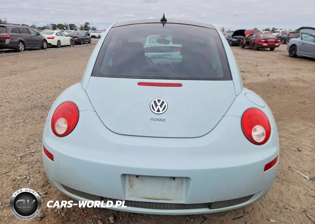 2010 Volkswagen New Beetle VIN:3VWRG3AG2AM036784 - 6