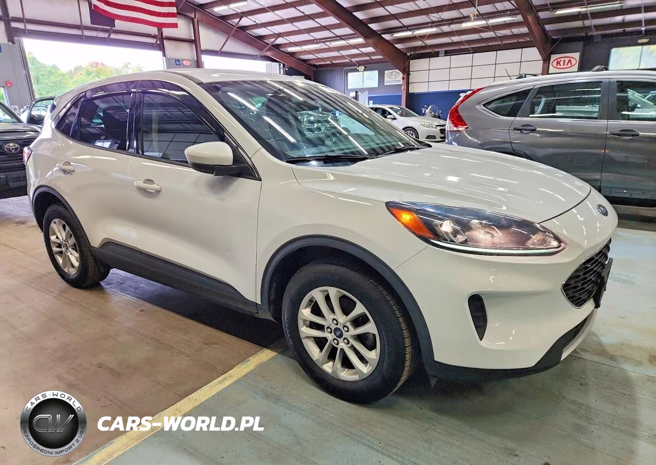 2020 Ford Escape Se VIN:1FMCU9G64LUA64812 - 4