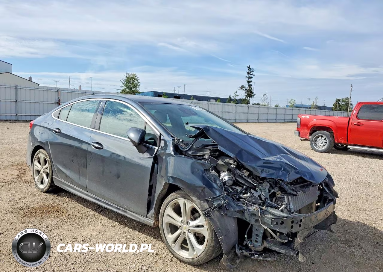 2017 Chevrolet Cruze Premier VIN:1G1BF5SM1H7121149 - 4