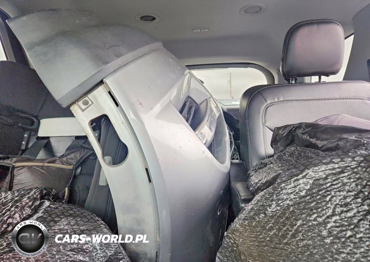 2021 Ford Explorer Xlt VIN:1FMSK7DH6MGA04798 - 10
