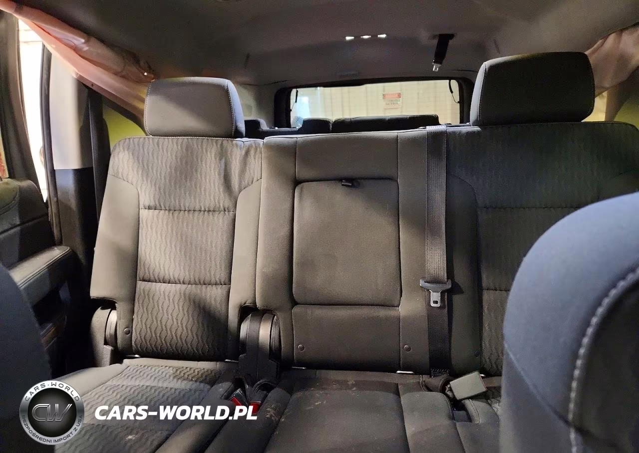 2019 Chevrolet Suburban K1500 Ls VIN:1GNSKGEC8KR273174 - 10