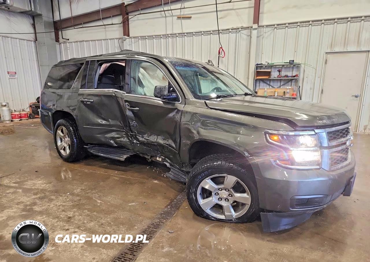 2019 Chevrolet Suburban K1500 Ls VIN:1GNSKGEC8KR273174 - 4