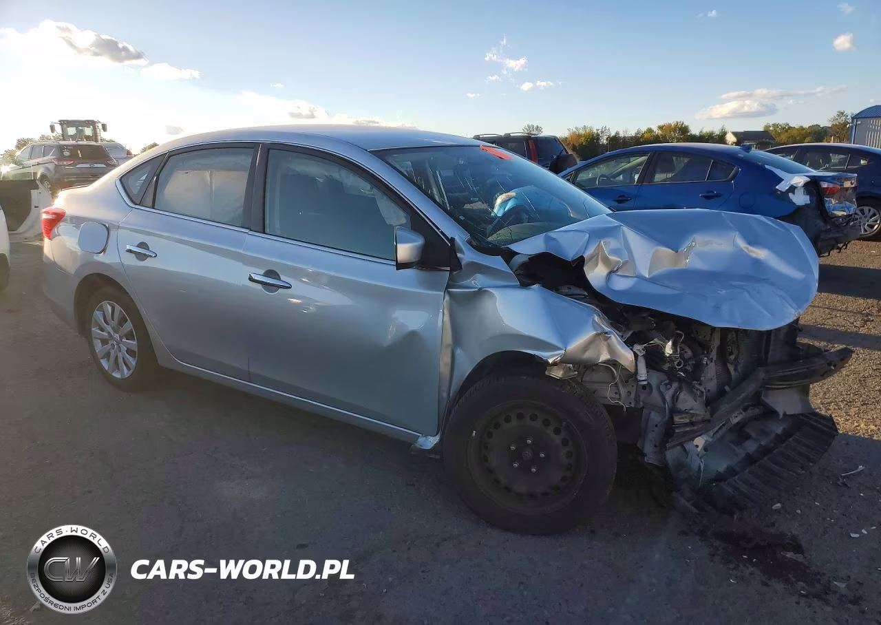 2016 Nissan Sentra S VIN:3N1AB7AP9GY290633 - 4