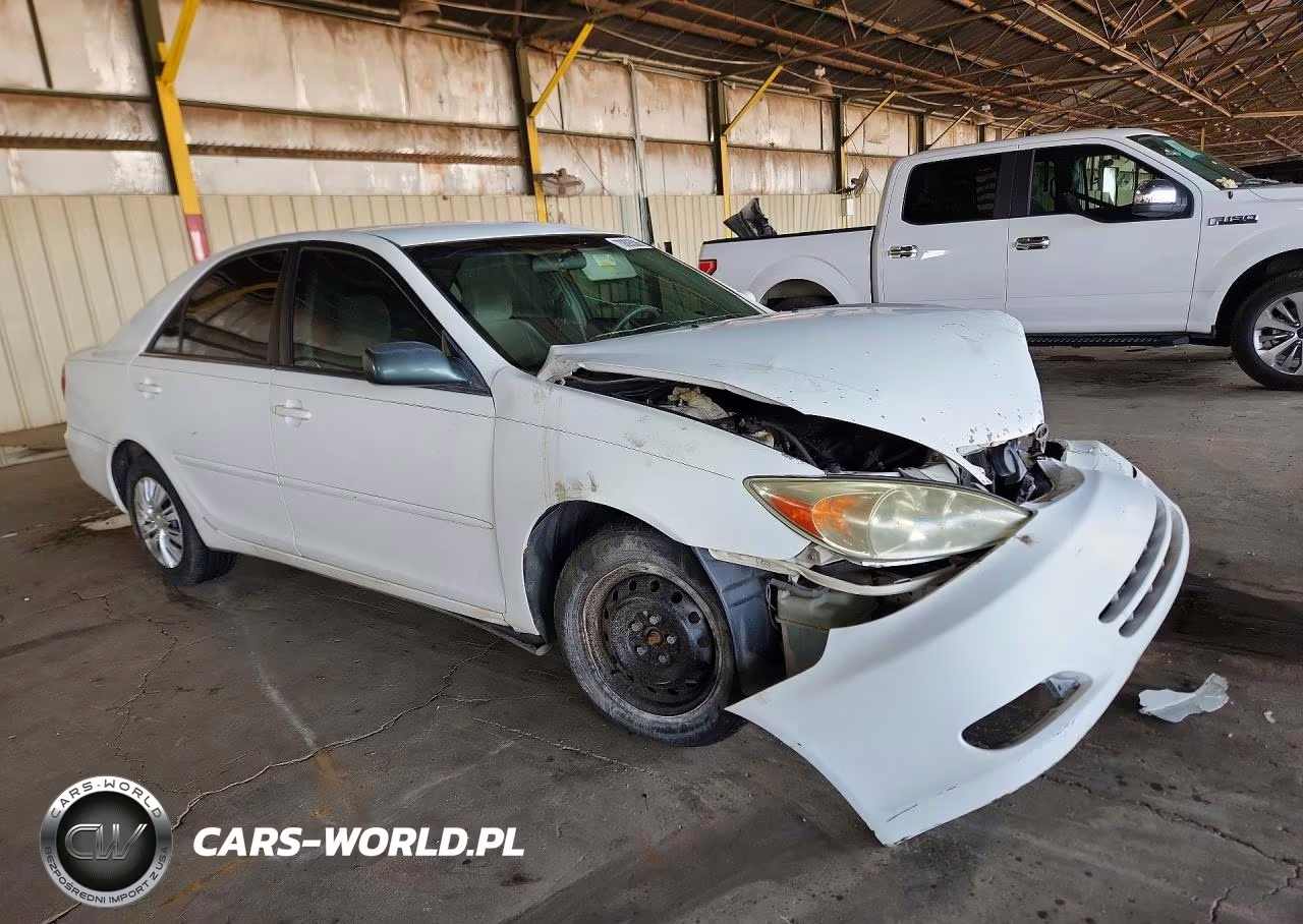 2002 Toyota Camry Le VIN:4T1BE32K02U078070 - 4