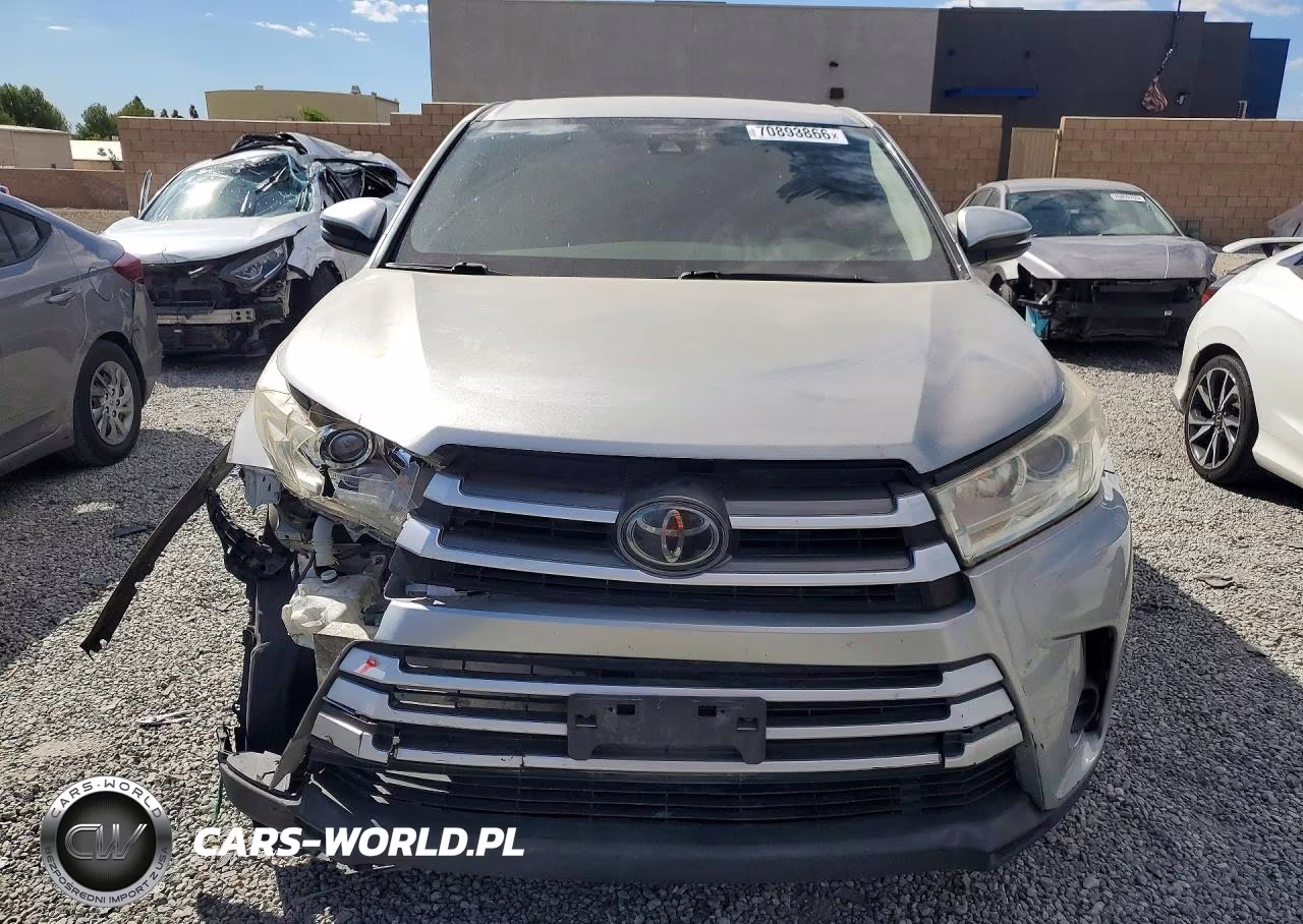 2017 Toyota Highlander Le VIN:5TDZARFH3HS024257 - 5