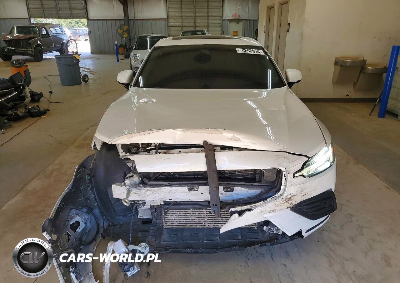 2020 Volvo S60 T5 Momentum VIN:7JR102FK3LG045679 - 5