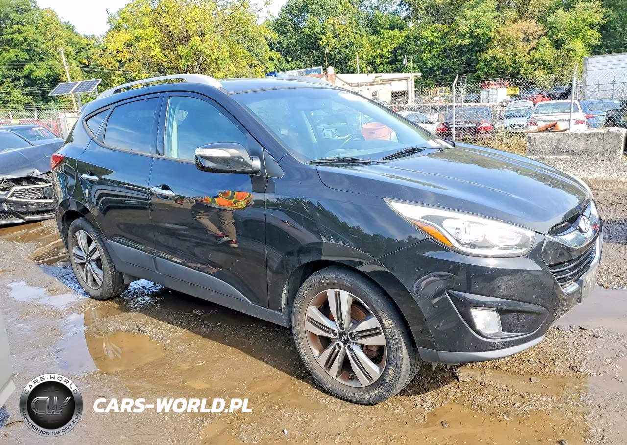 2015 Hyundai Tucson Limited VIN:KM8JUCAG8FU100365 - 4
