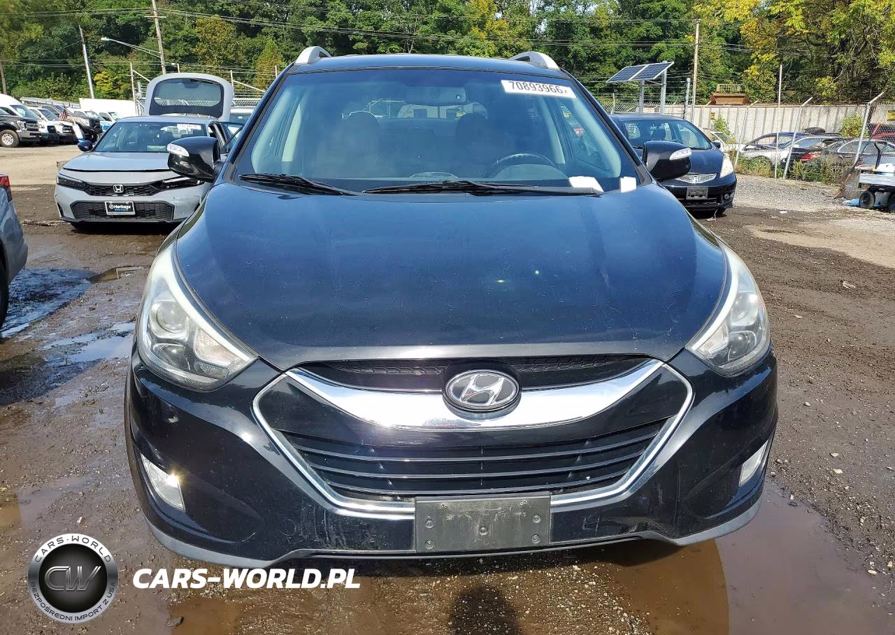 2015 Hyundai Tucson Limited VIN:KM8JUCAG8FU100365 - 5