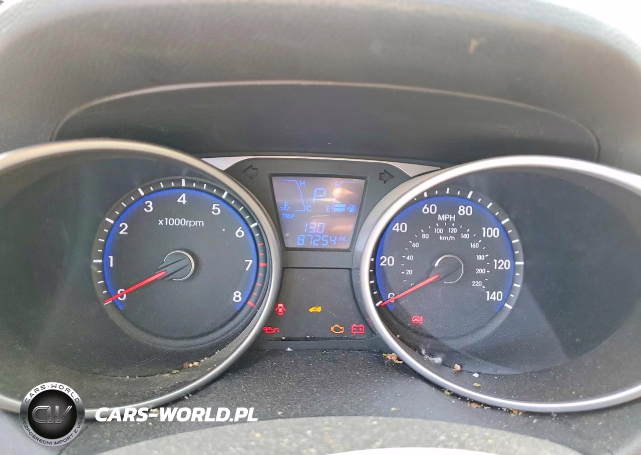 2015 Hyundai Tucson Limited VIN:KM8JUCAG8FU100365 - 9