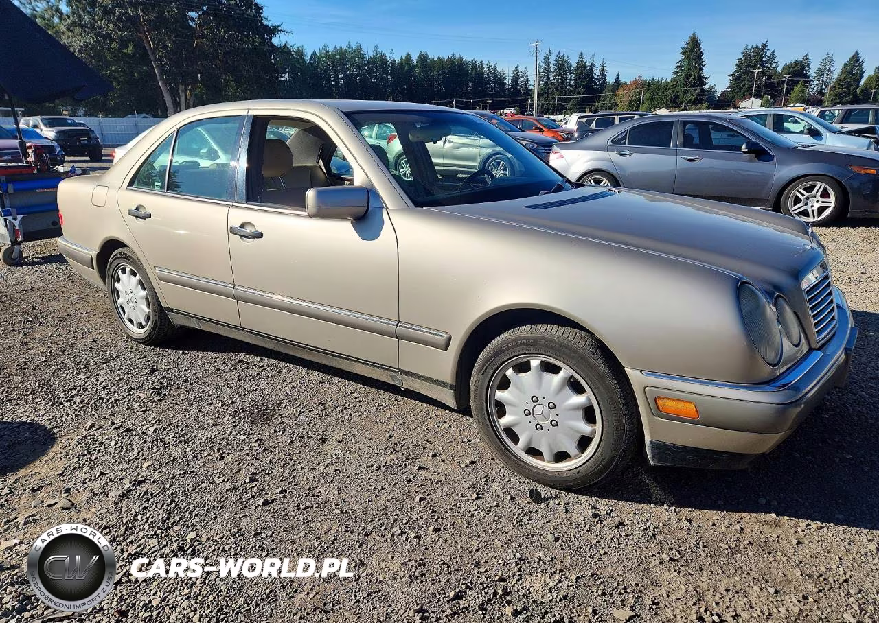 1996 Mercedes-Benz E 320 VIN:WDBJF55F0TJ023370 - 4