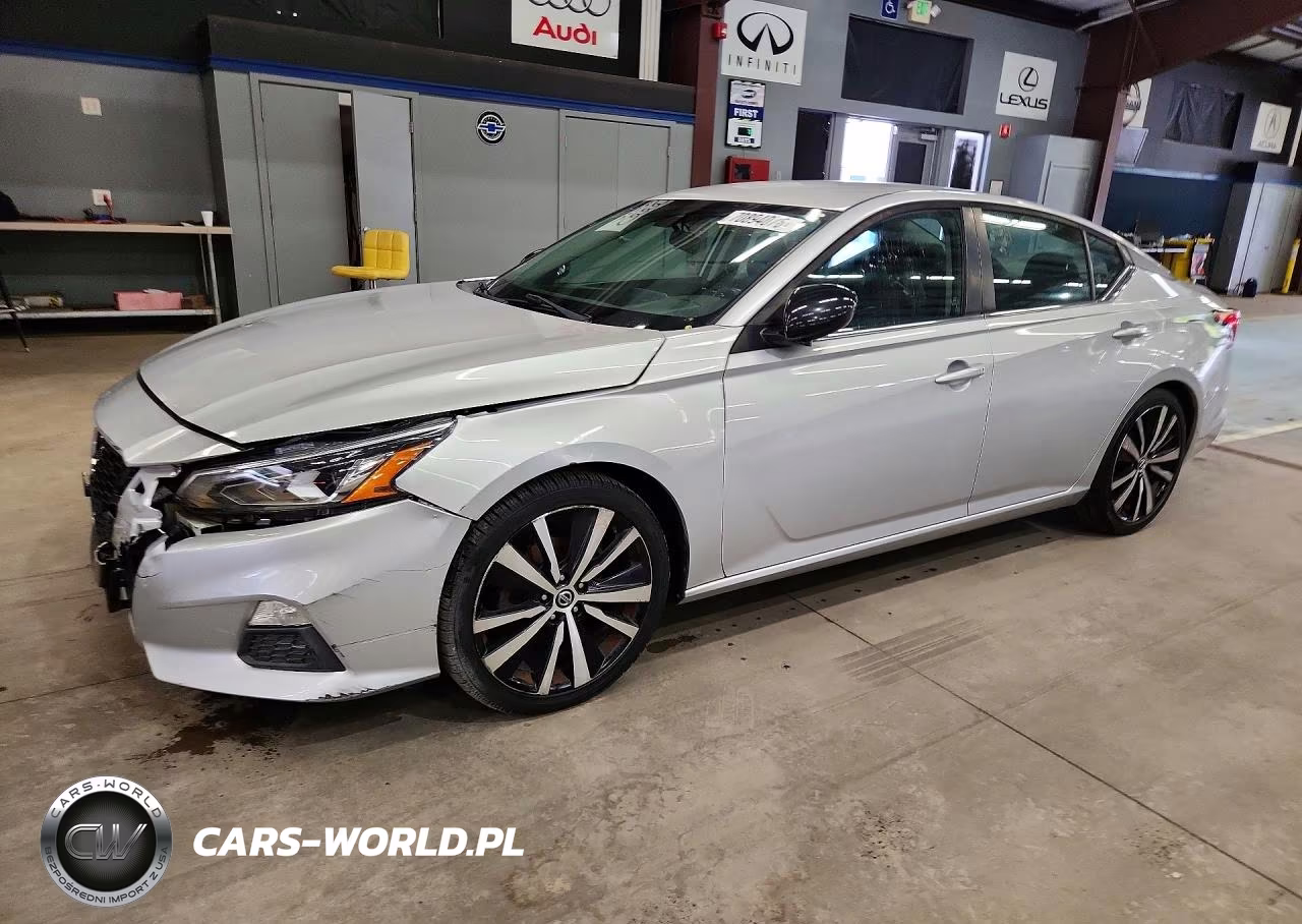 2020 Nissan Altima Sr