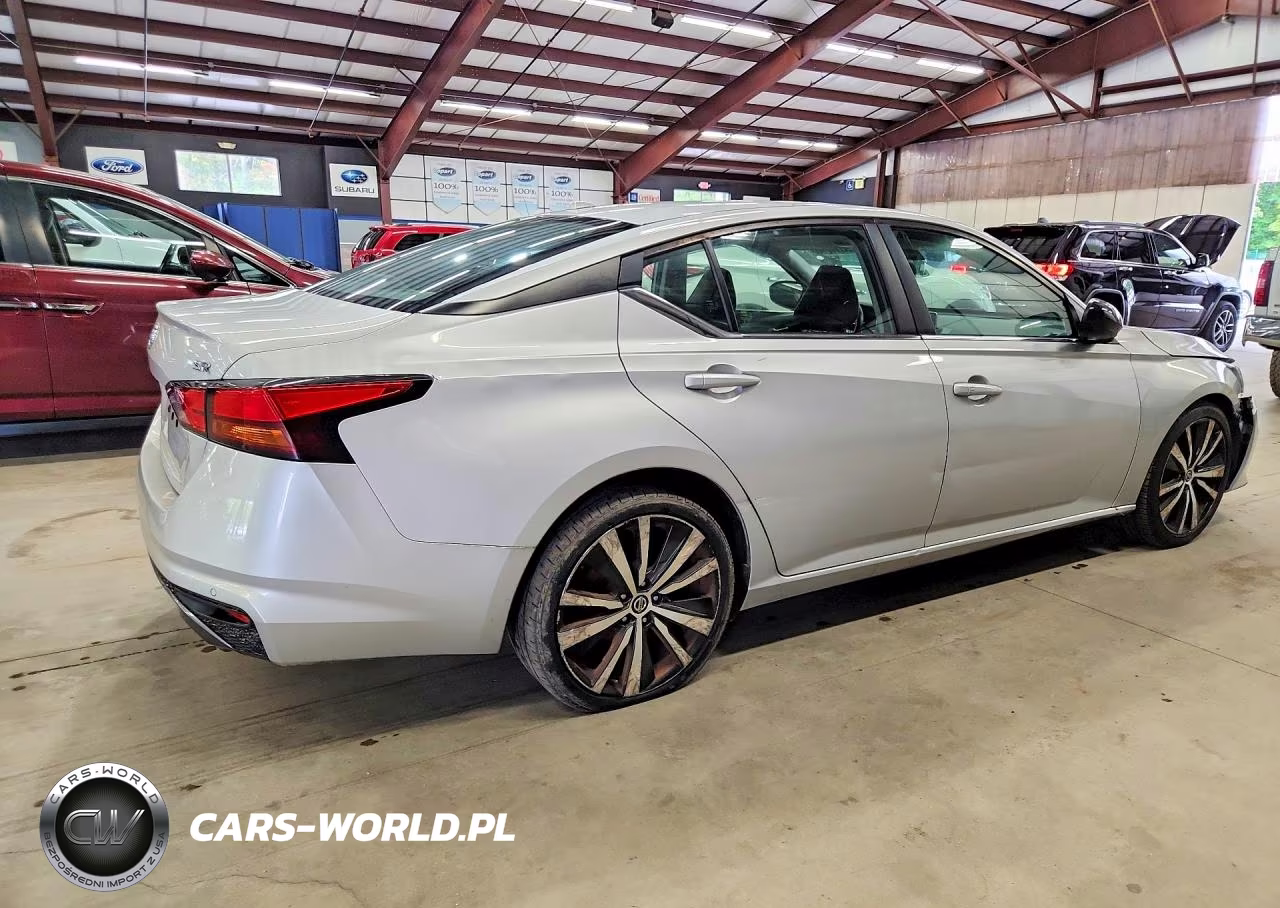 2020 Nissan Altima Sr VIN:1N4BL4CVXLC175556 - 3