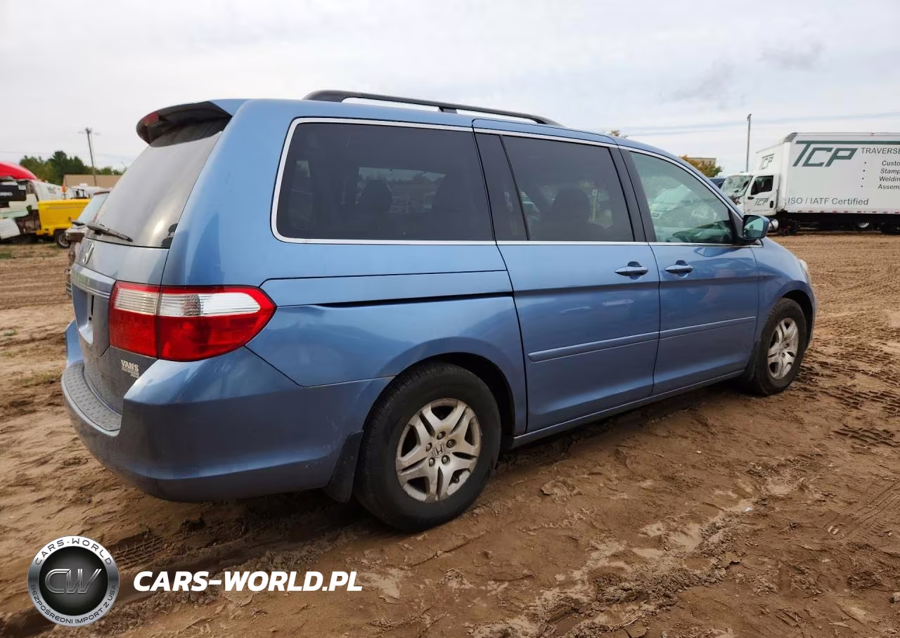 2007 Honda Odyssey VIN:5FNRL38647B056723 - 3