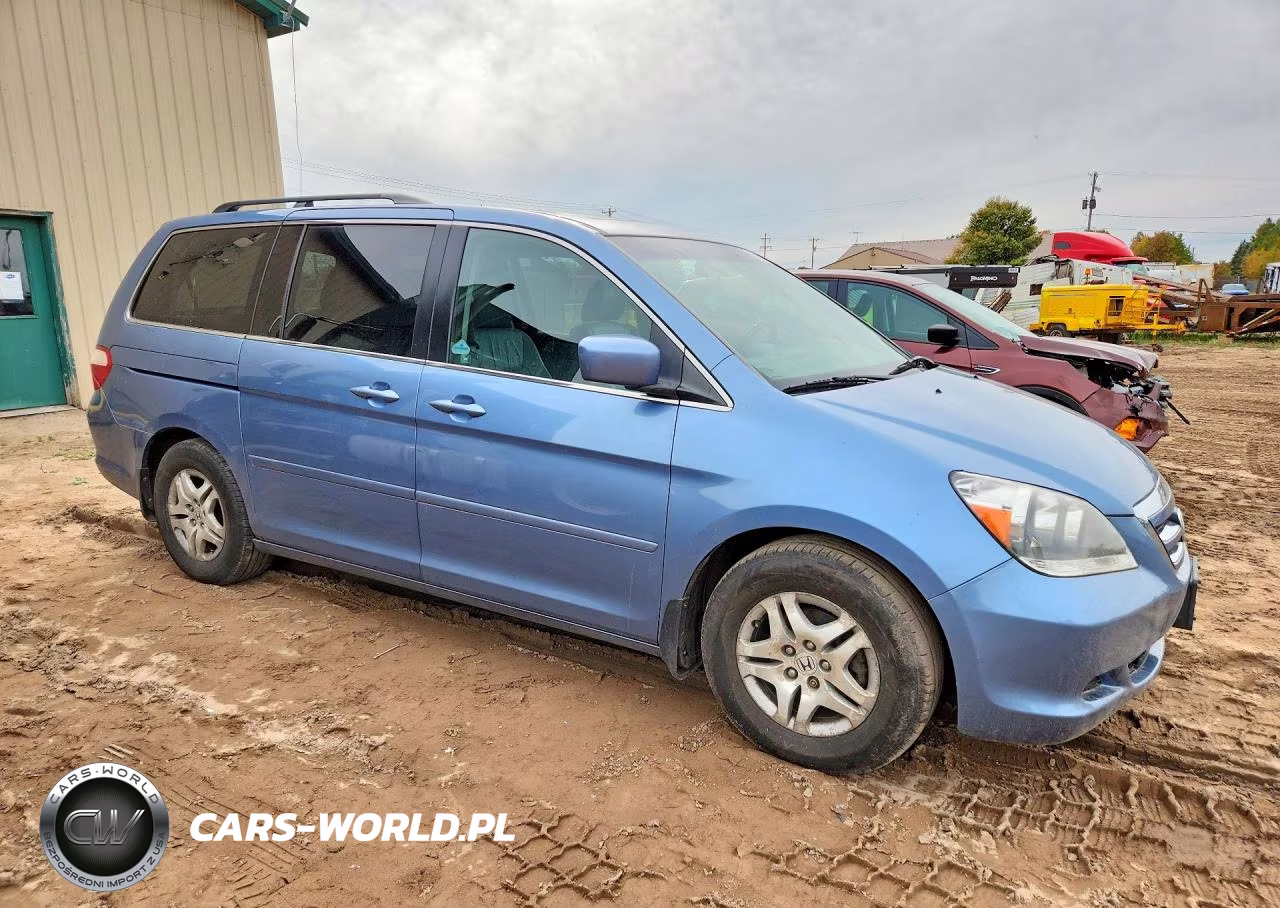 2007 Honda Odyssey VIN:5FNRL38647B056723 - 4