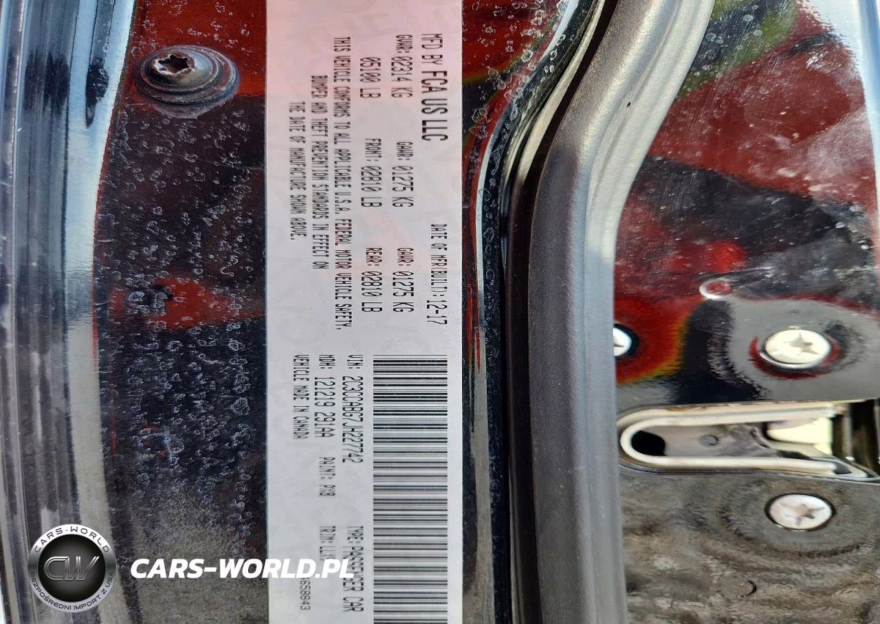 2018 Chrysler 300 S VIN:2C3CCABG7JH227742 - 12