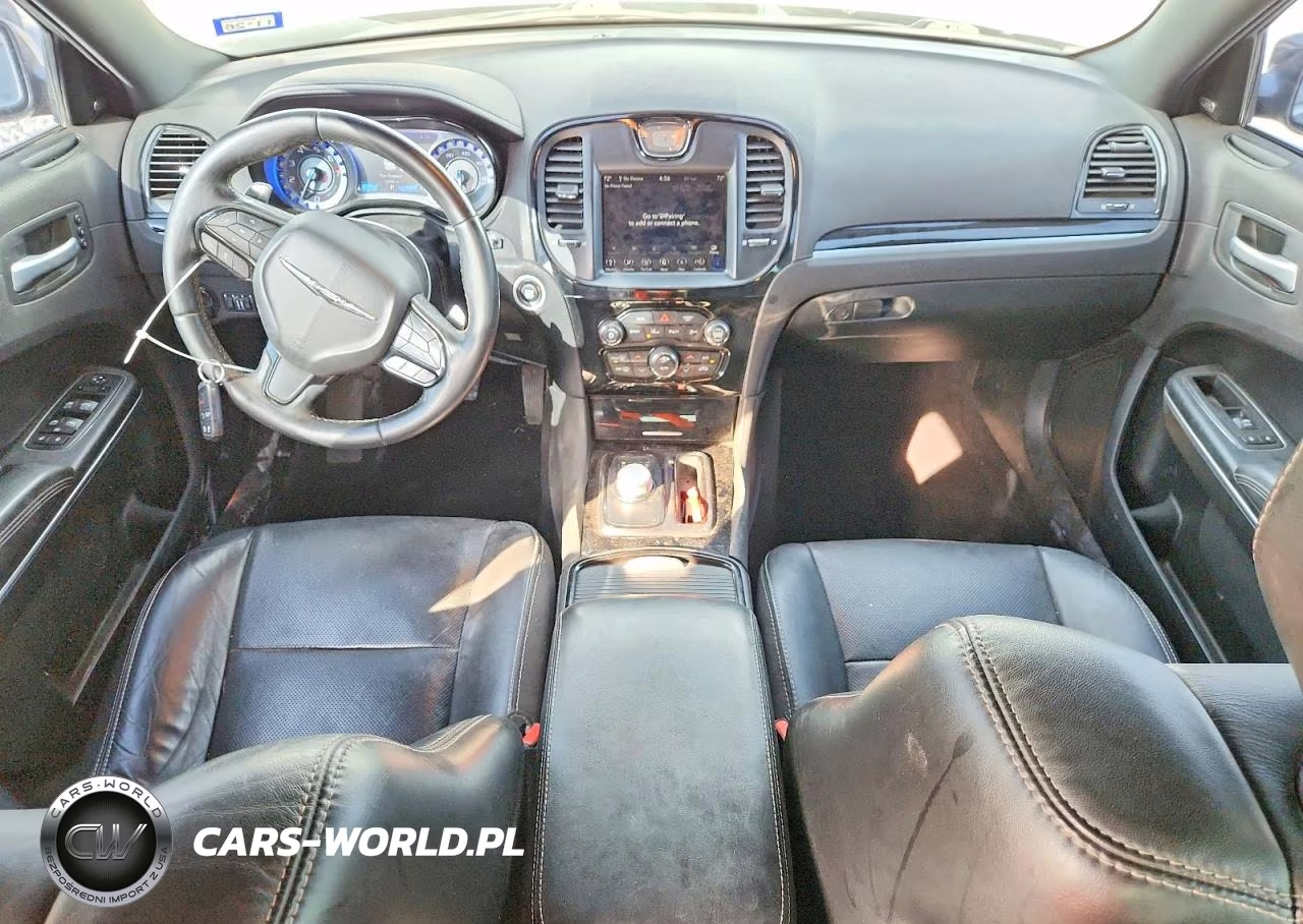 2018 Chrysler 300 S VIN:2C3CCABG7JH227742 - 8
