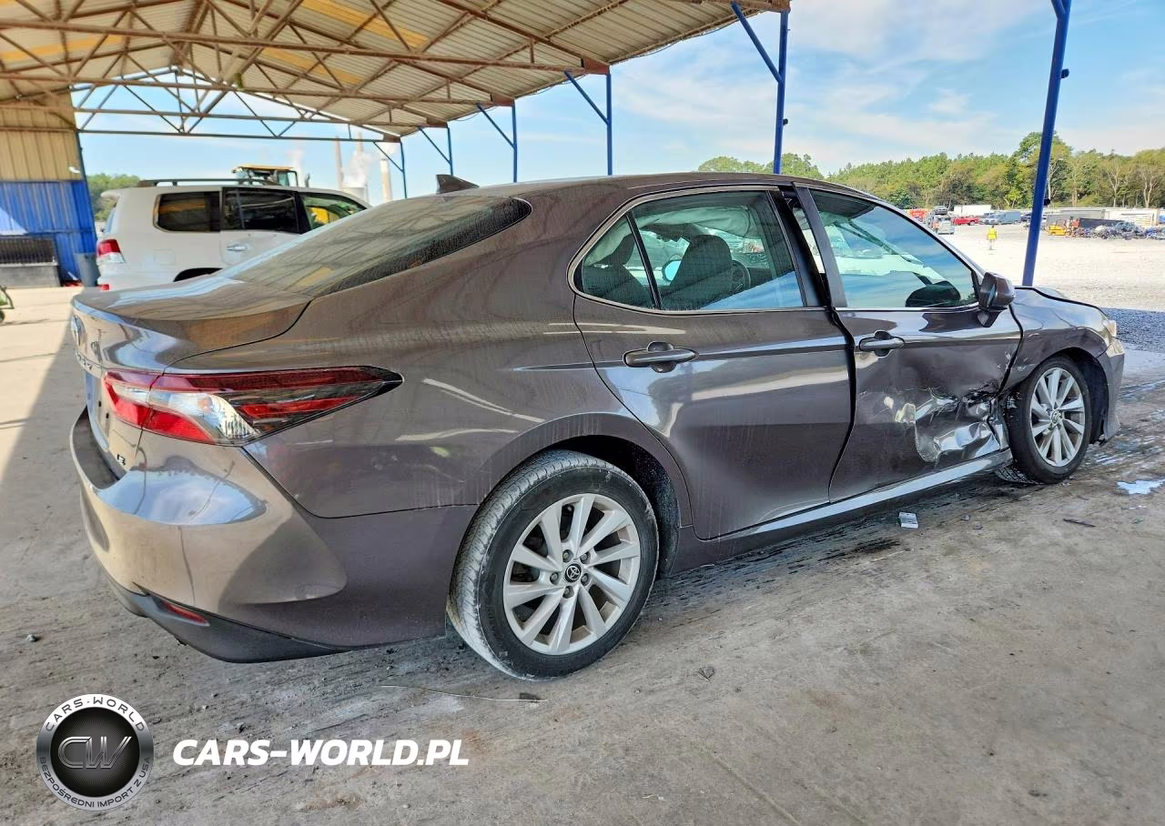 2022 Toyota Camry Le VIN:4T1C11AK7NU676425 - 3