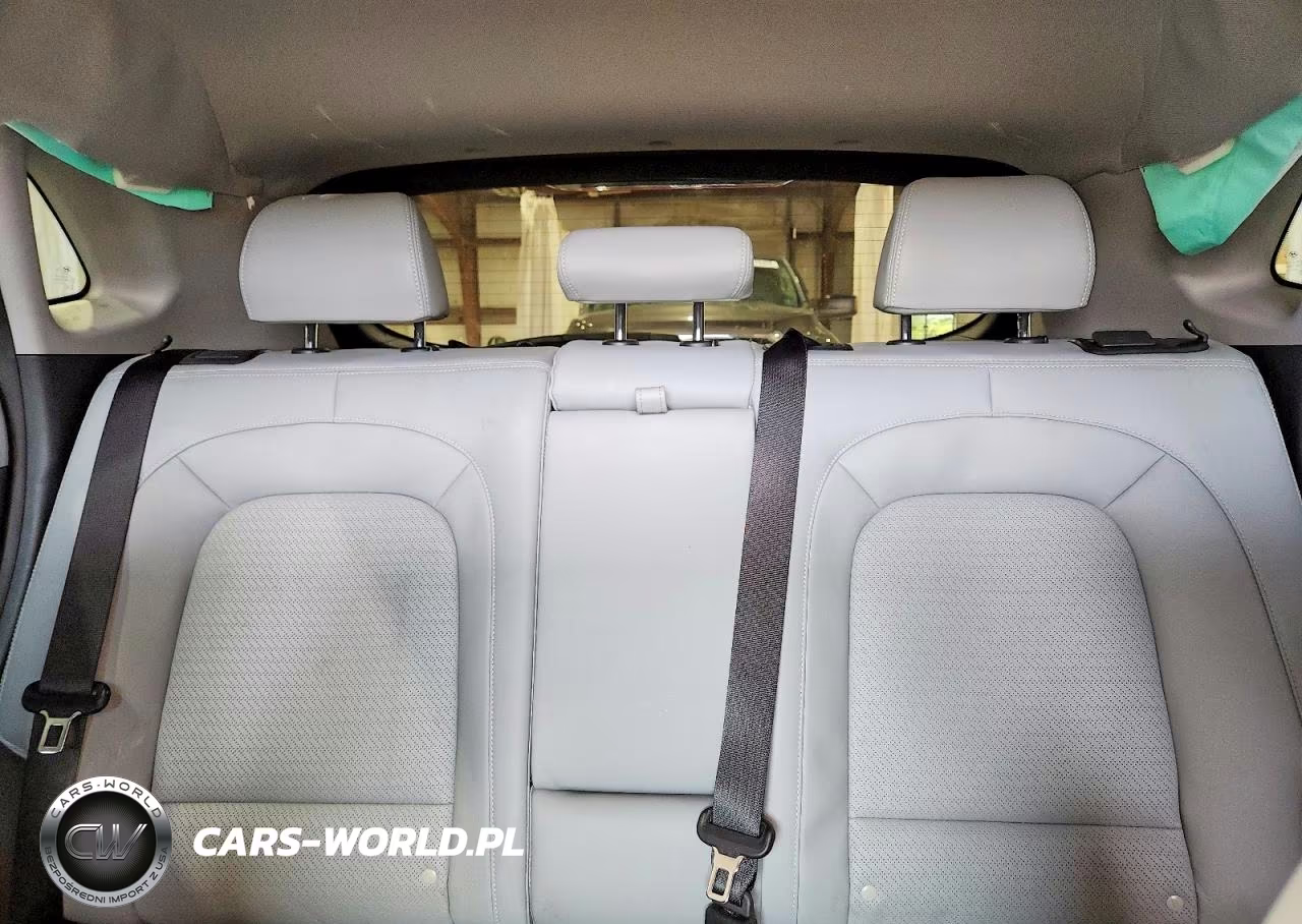 2021 Hyundai Kona Limited VIN:KM8K3CA51MU688936 - 10