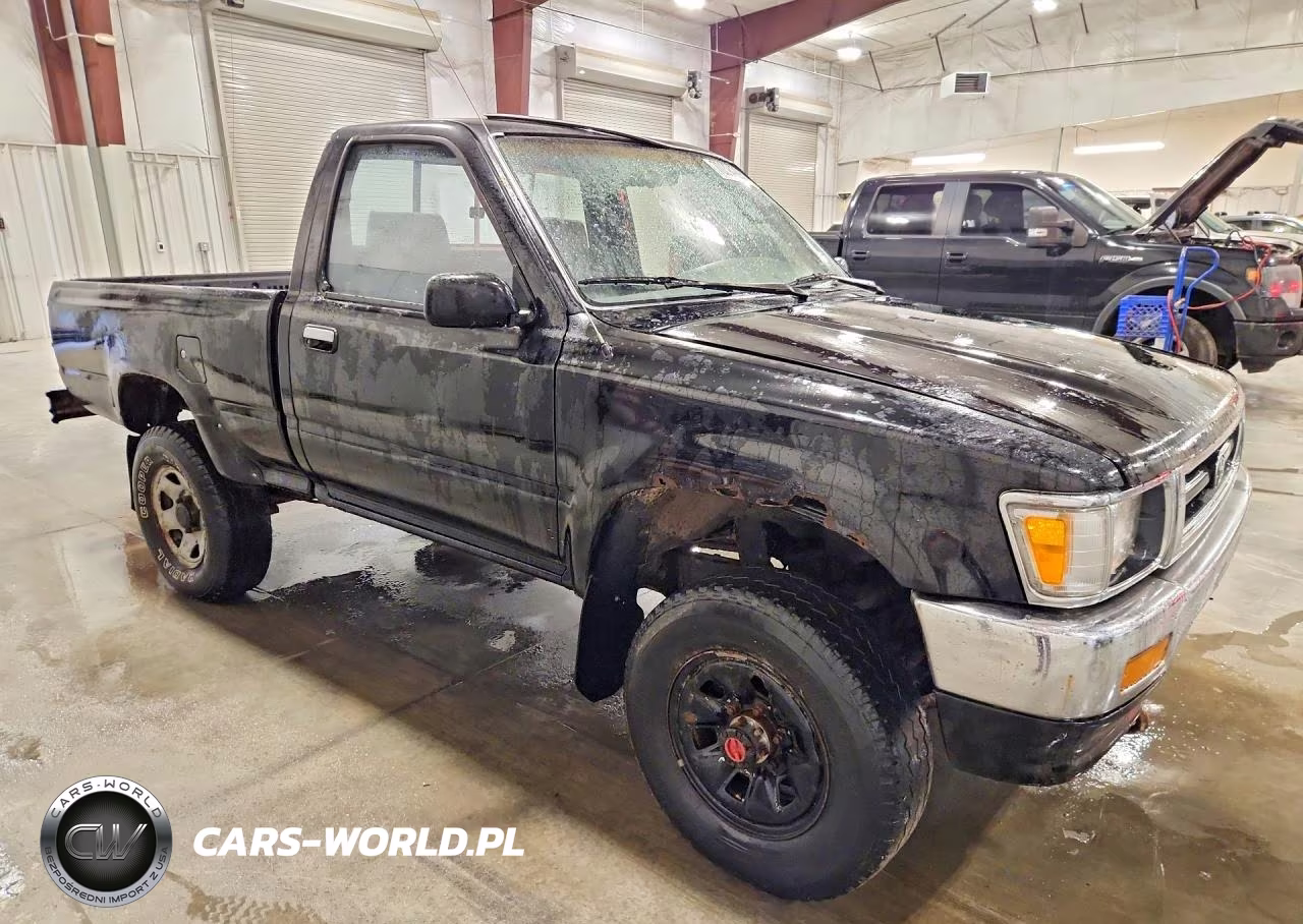 1992 Toyota Pickup Deluxe VIN:JT4RN01P3N0030184 - 4