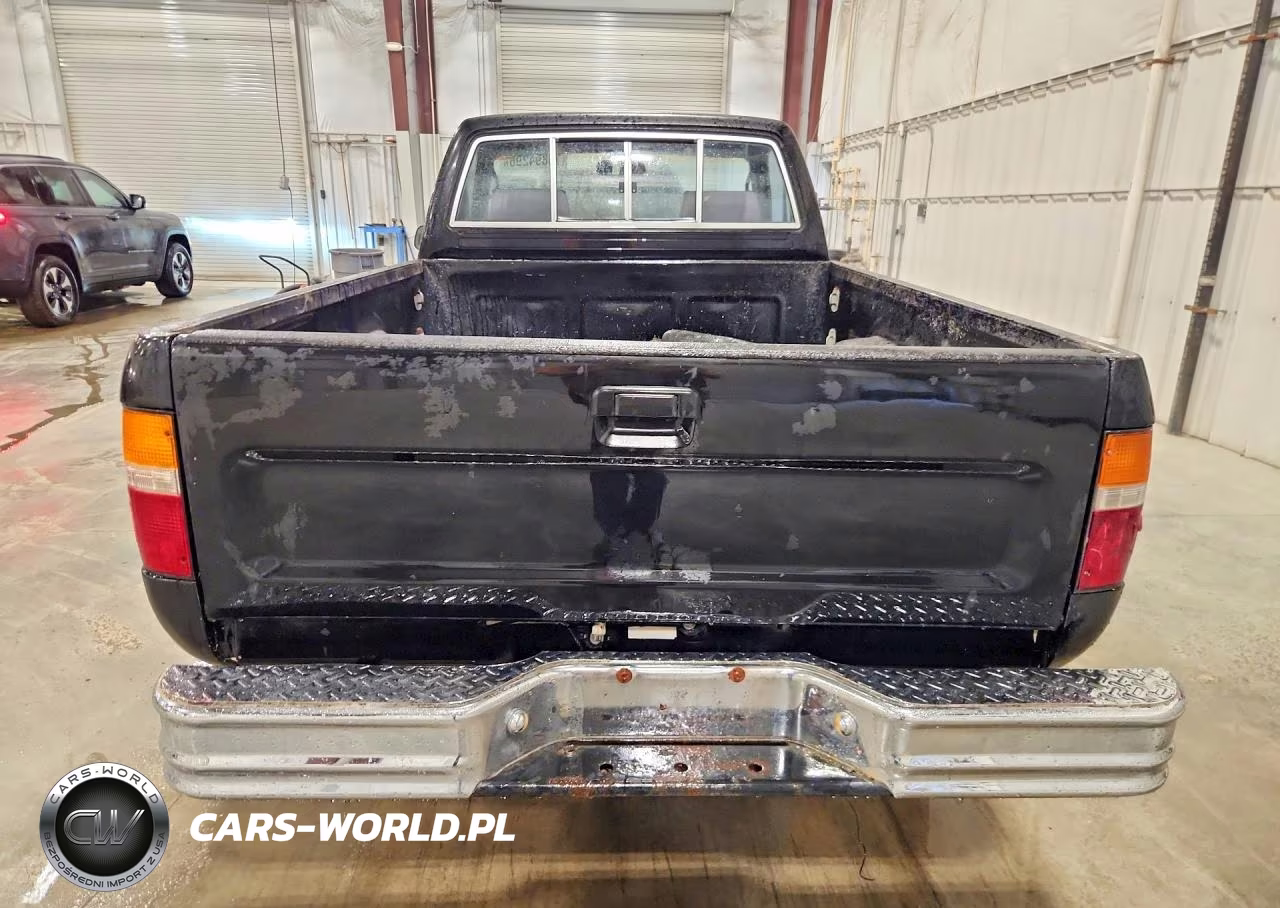 1992 Toyota Pickup Deluxe VIN:JT4RN01P3N0030184 - 6