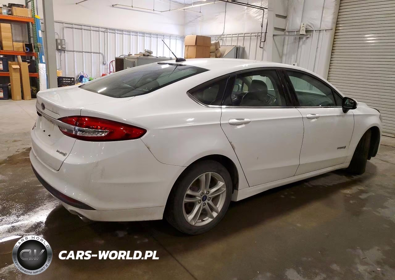 2018 Ford Fusion S Hybrid VIN:3FA6P0UU5JR122721 - 3