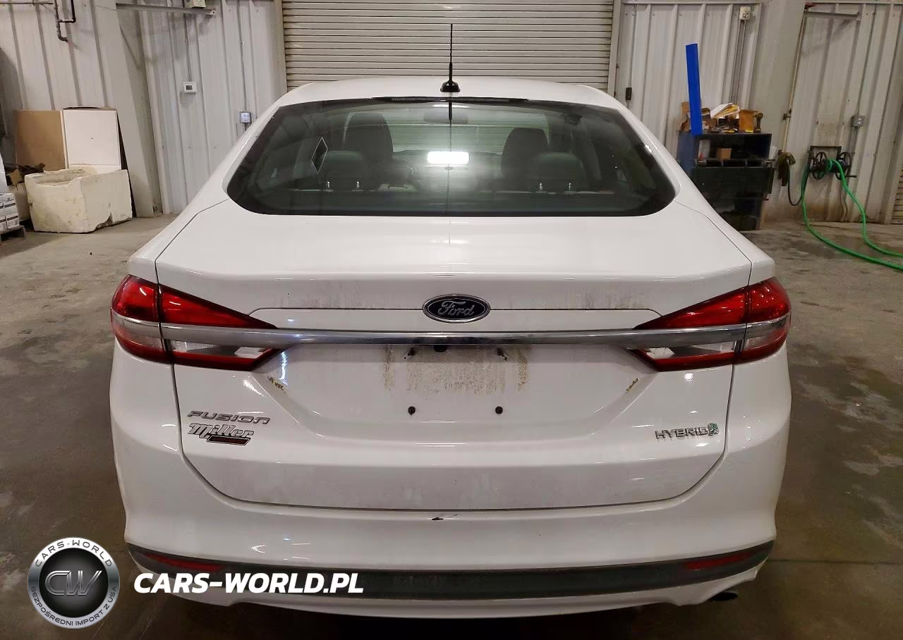 2018 Ford Fusion S Hybrid VIN:3FA6P0UU5JR122721 - 6