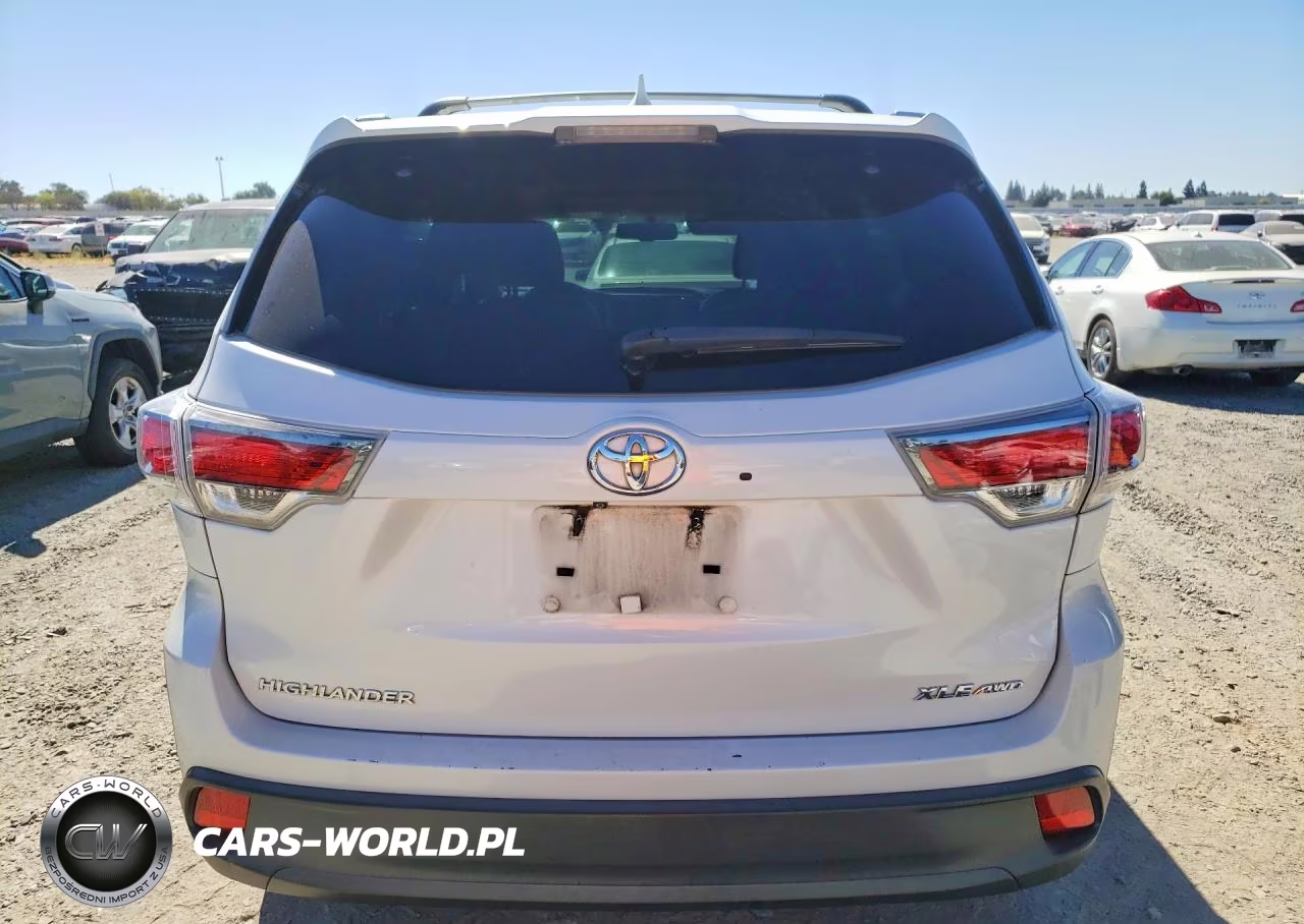2014 Toyota Highlander Xle VIN:5TDJKRFH8ES031369 - 6