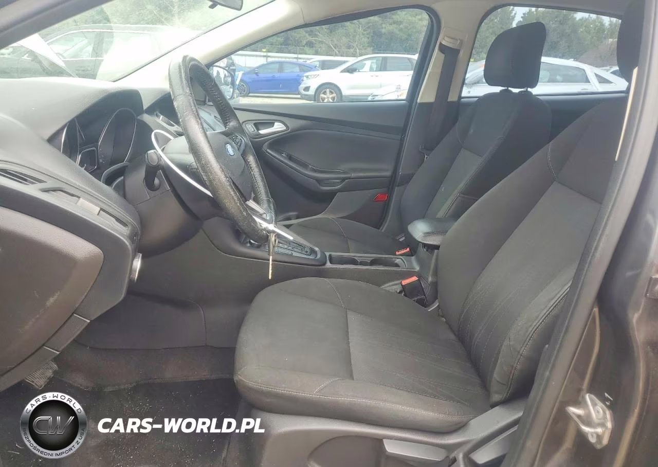 2015 Ford Focus Se VIN:1FADP3F27FL323773 - 7