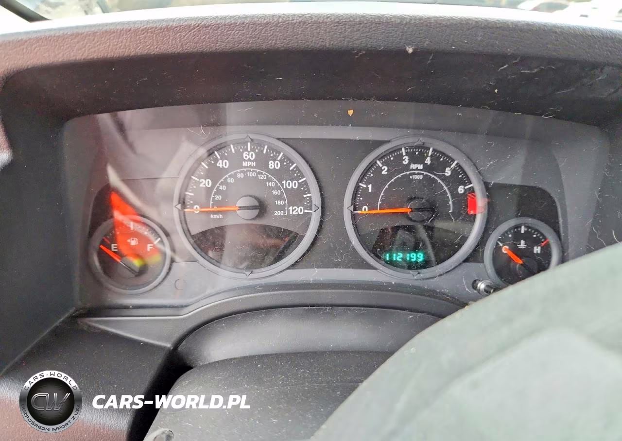 2008 Jeep Patriot Sport VIN:1J8FT28WX8D721848 - 9