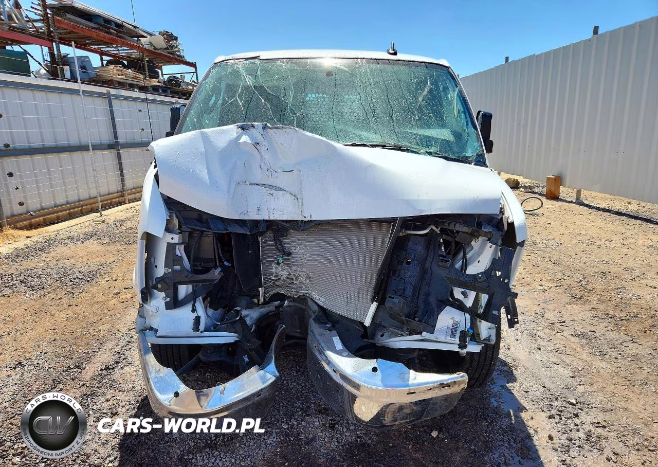 2025 Chevrolet Express G2500 VIN:1GCWGAFP8S1225540 - 5