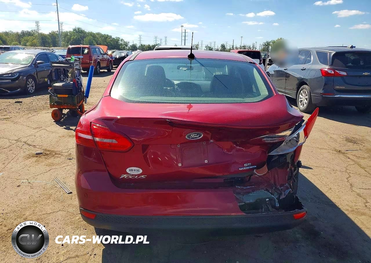 2016 Ford Focus Se VIN:1FADP3F2XGL233857 - 6