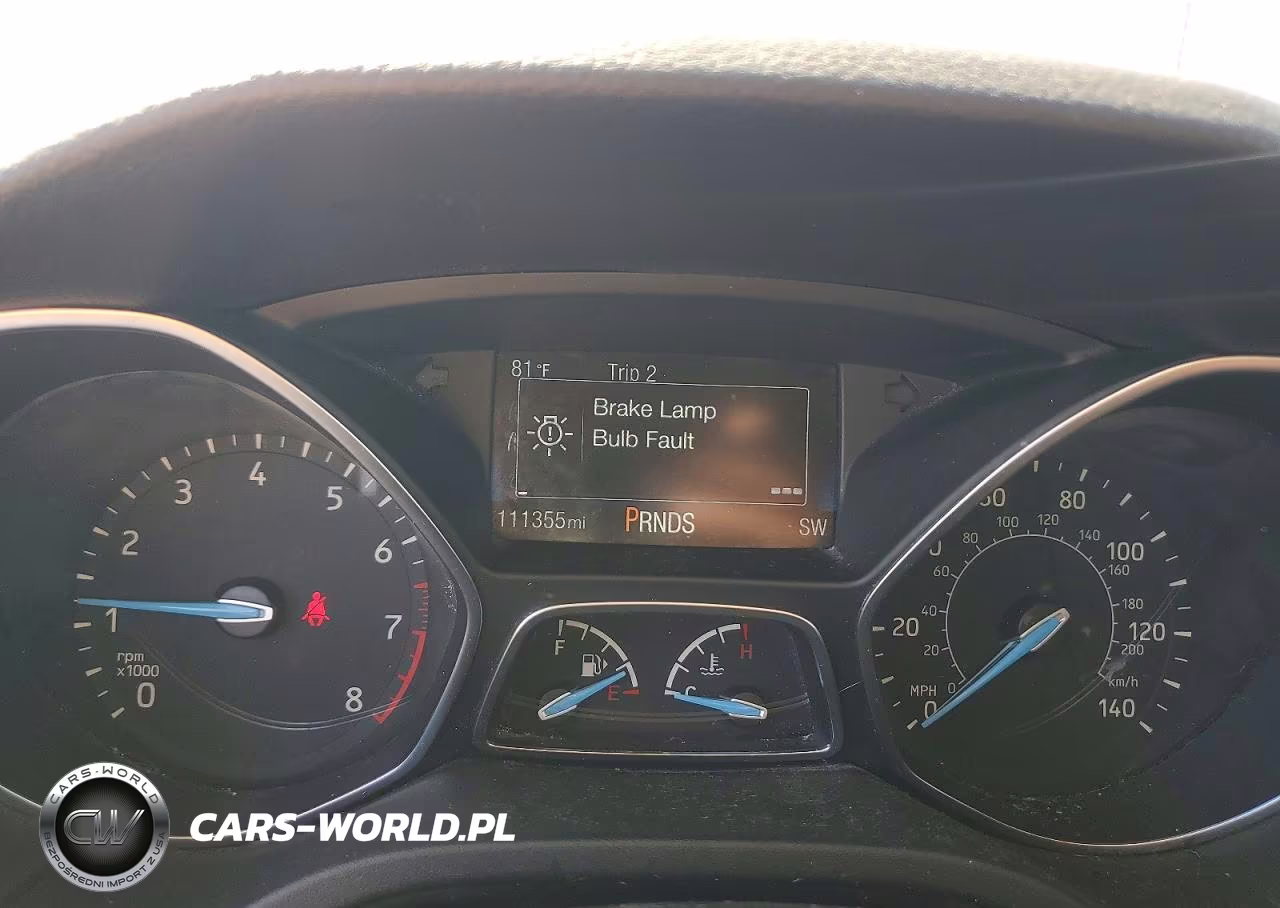 2016 Ford Focus Se VIN:1FADP3F2XGL233857 - 9