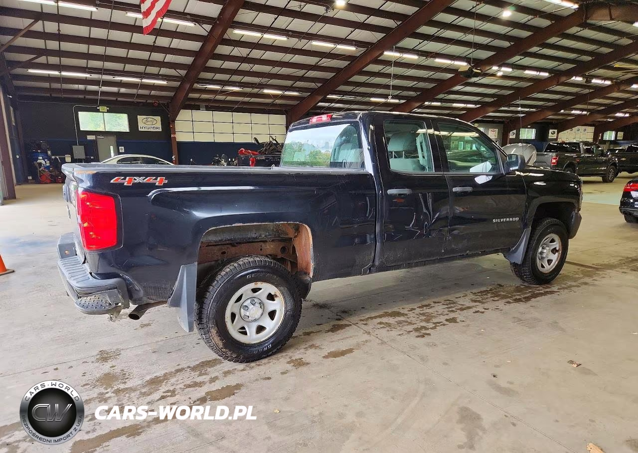 2017 Chevrolet Silverado K1500 VIN:1GCVKNEH4HZ301728 - 3