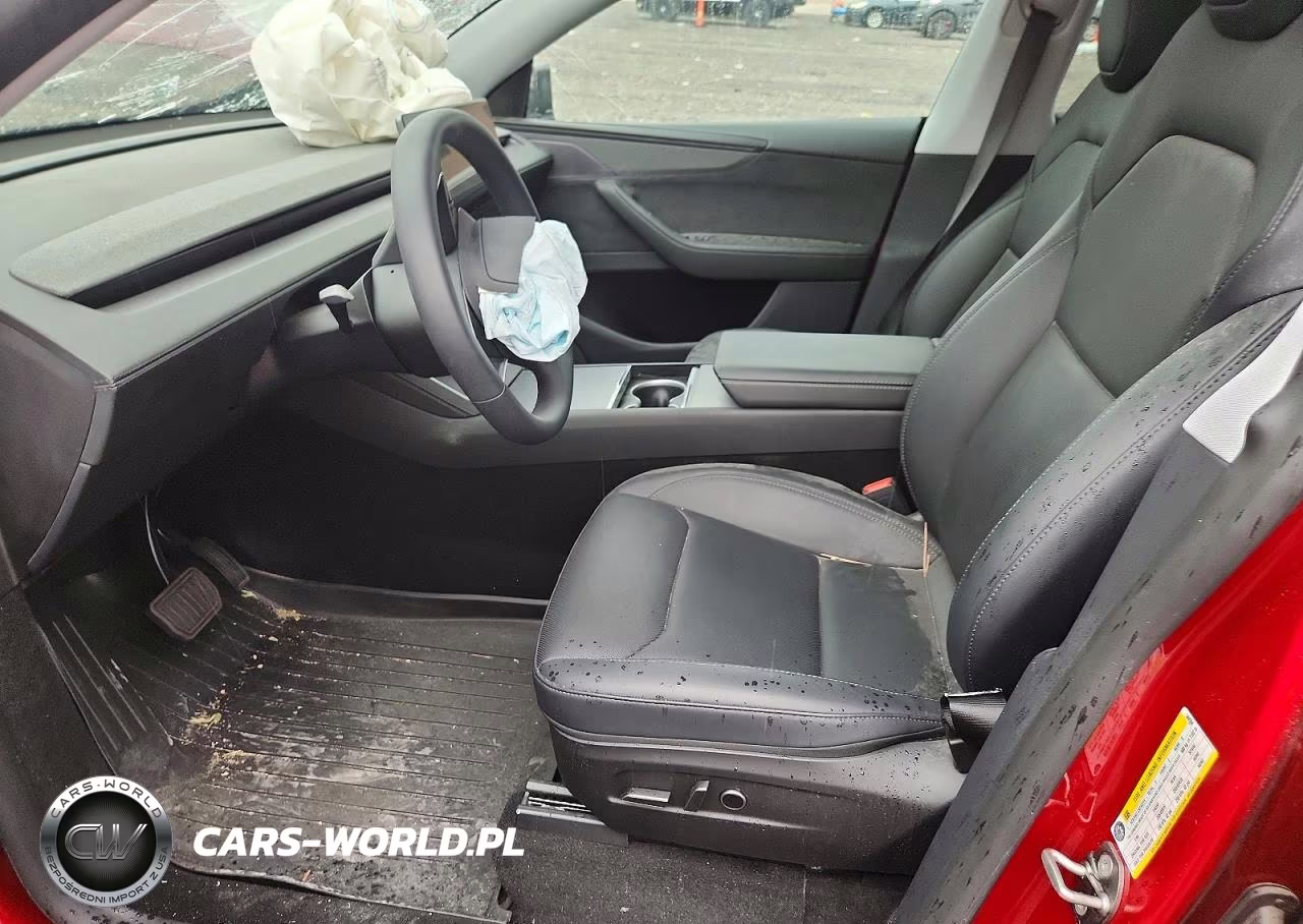 2026 Tesla Model Y VIN:7SAYGDEE4TF344594 - 7
