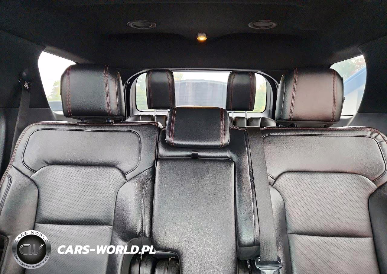 2016 Ford Explorer Sport VIN:1FM5K8GT0GGA48724 - 10