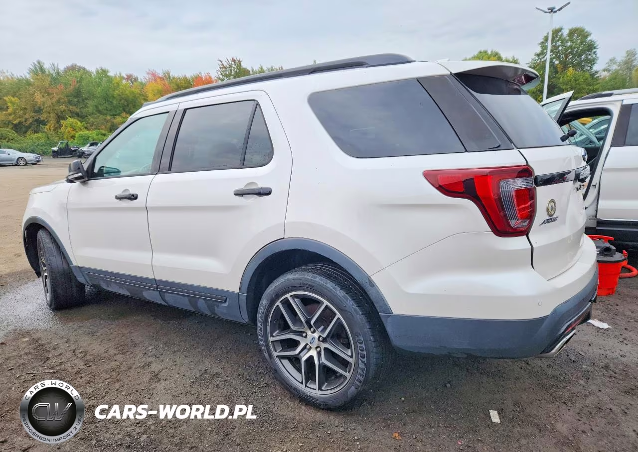 2016 Ford Explorer Sport VIN:1FM5K8GT0GGA48724 - 2