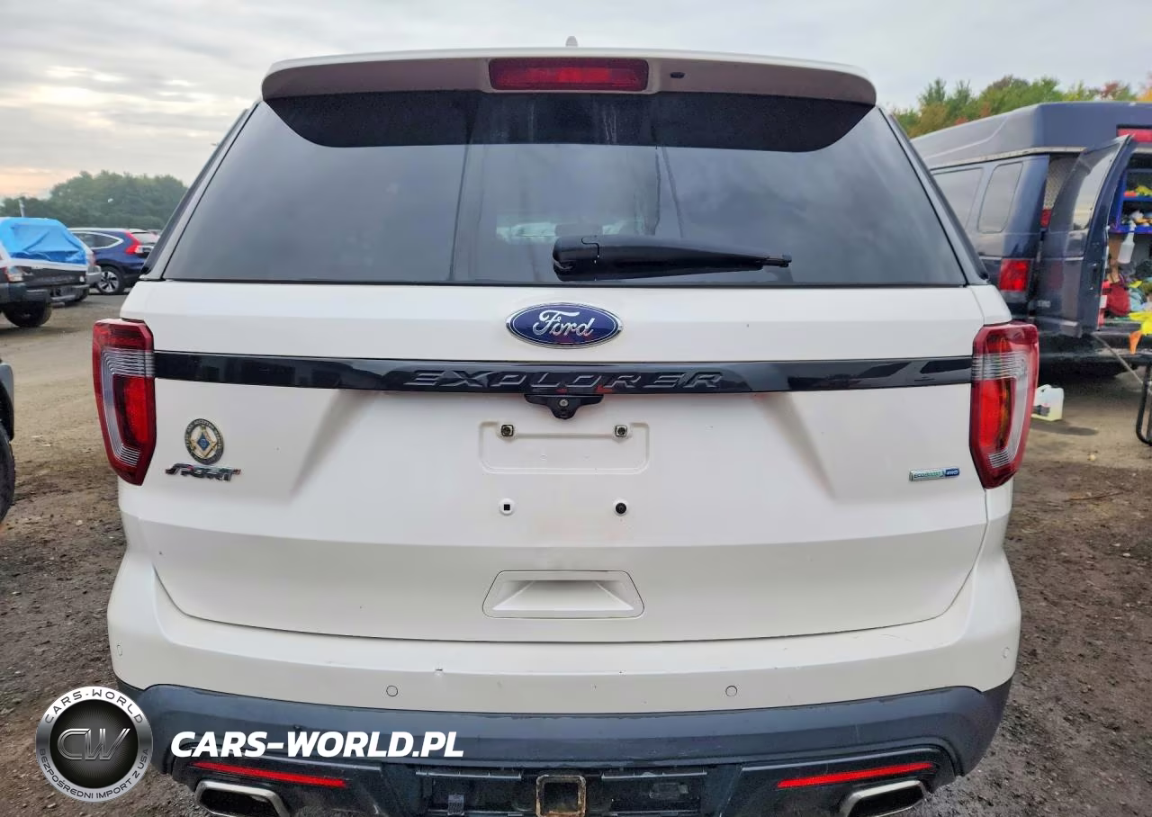 2016 Ford Explorer Sport VIN:1FM5K8GT0GGA48724 - 6